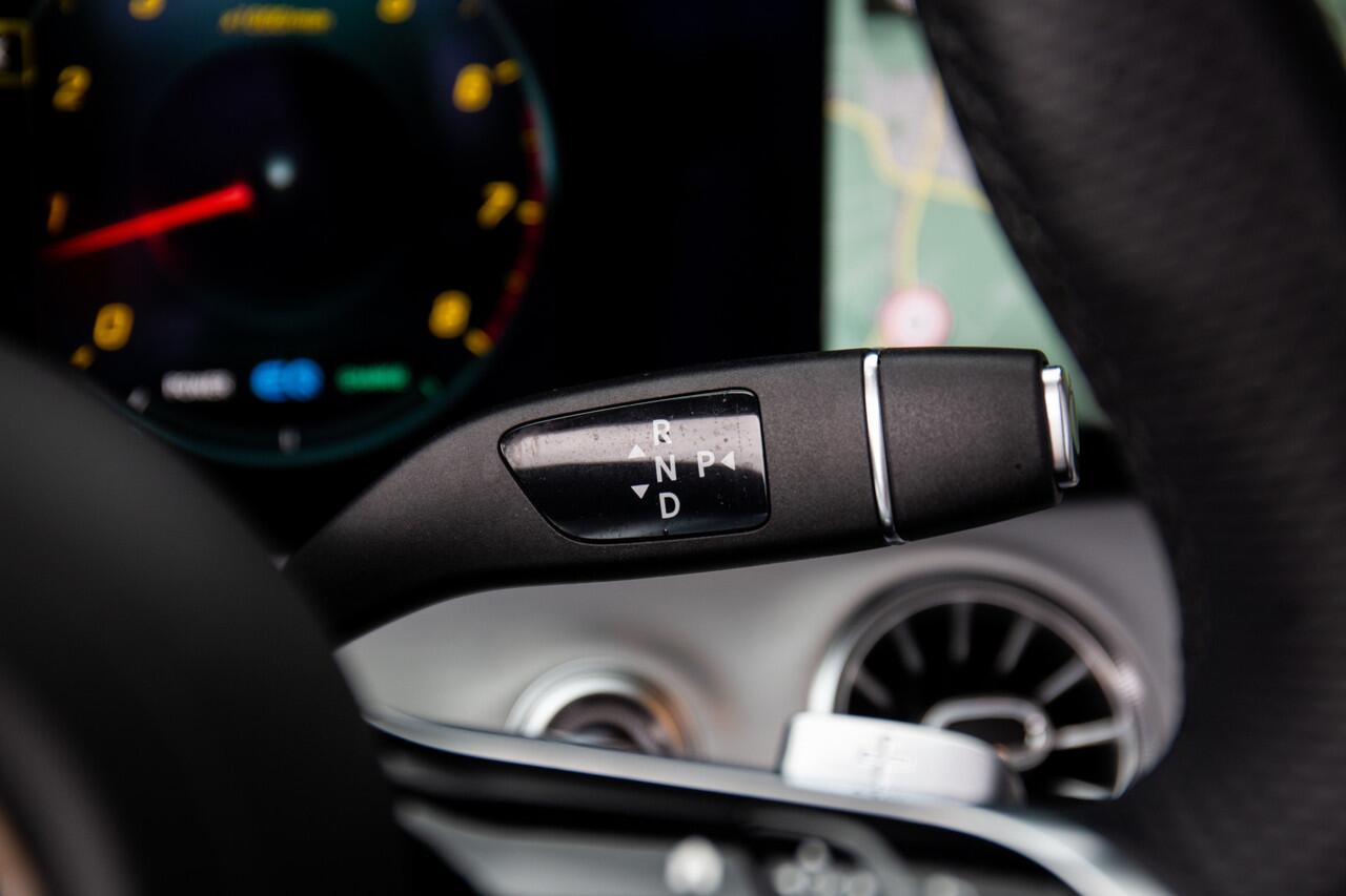 Mercedes-Benz E-KLASSE Cabrio 200 AMG Line , Sfeerverlichting, stoel- en nekverwarming, Isofix