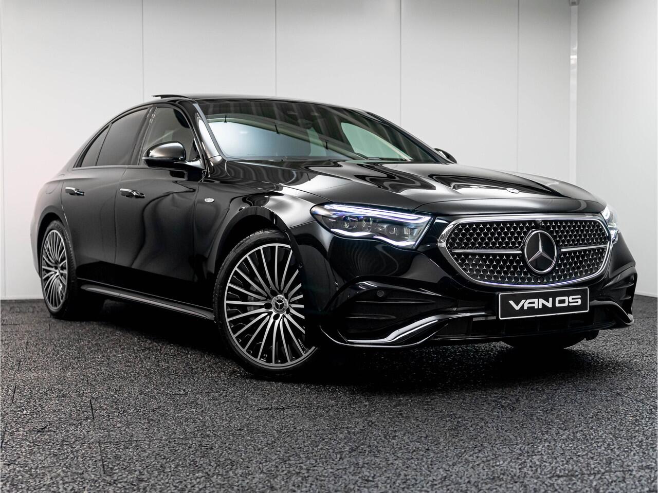 Mercedes-Benz E-KLASSE E 400 e 4MATIC AMG Line | Superscreen | Luchtvering | Achterasbesturing | Burmester