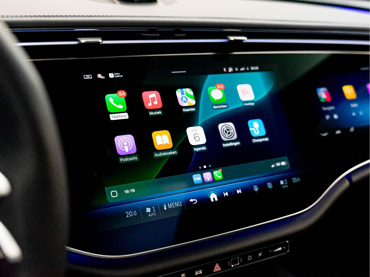 Mercedes-Benz E-KLASSE E 400 e 4MATIC AMG Line | Superscreen | Luchtvering | Achterasbesturing | Burmester