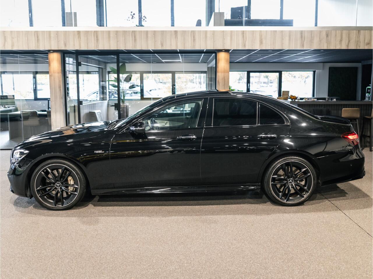 Mercedes-Benz E-KLASSE AMG 53 4MATIC Panorama | Burmester | HUD | Trekhaak | Full optie