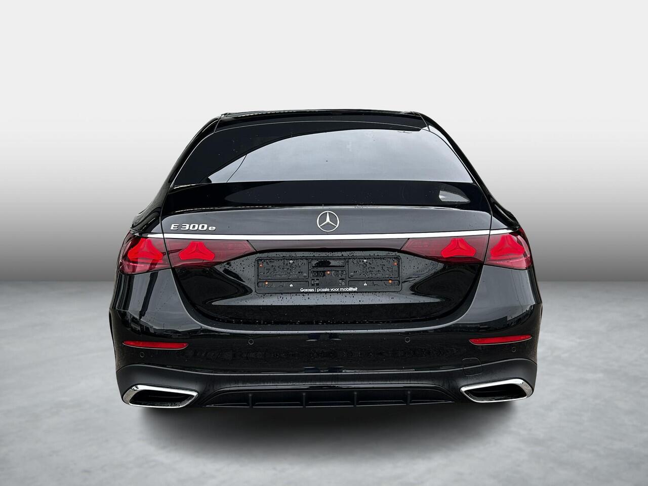 Mercedes-Benz E-KLASSE 300 e AMG | Panoramadak | MBUX Superscreen