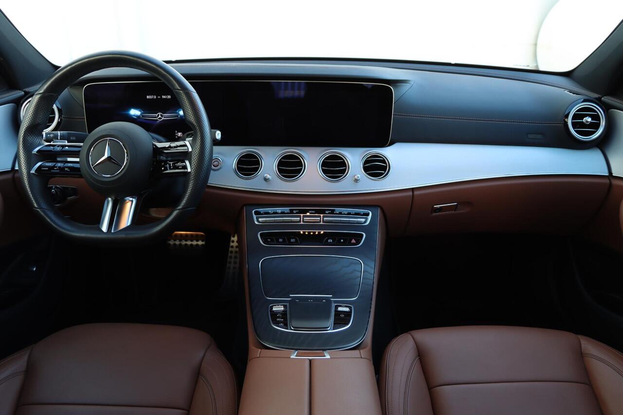 Mercedes-Benz E-KLASSE 200 Business Solution AMG | Pano | Burmester Audio | 360* Camera | Lederen bekleding |