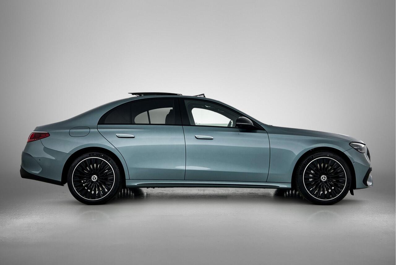 Mercedes-Benz E-KLASSE 300 e Sport Edition | Premium pakket | Nightpakket | MBUX Superscreen | Adaptieve Cruise Control | Burmester® 4D surround sound system | 20 inch multispaaks velgen |