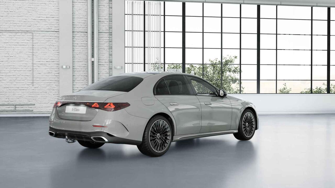 Mercedes-Benz E-KLASSE 300e Sport Edition | Panoramaschuifdak | Head-up | Trekhaak | Burmester | Nightpakket |