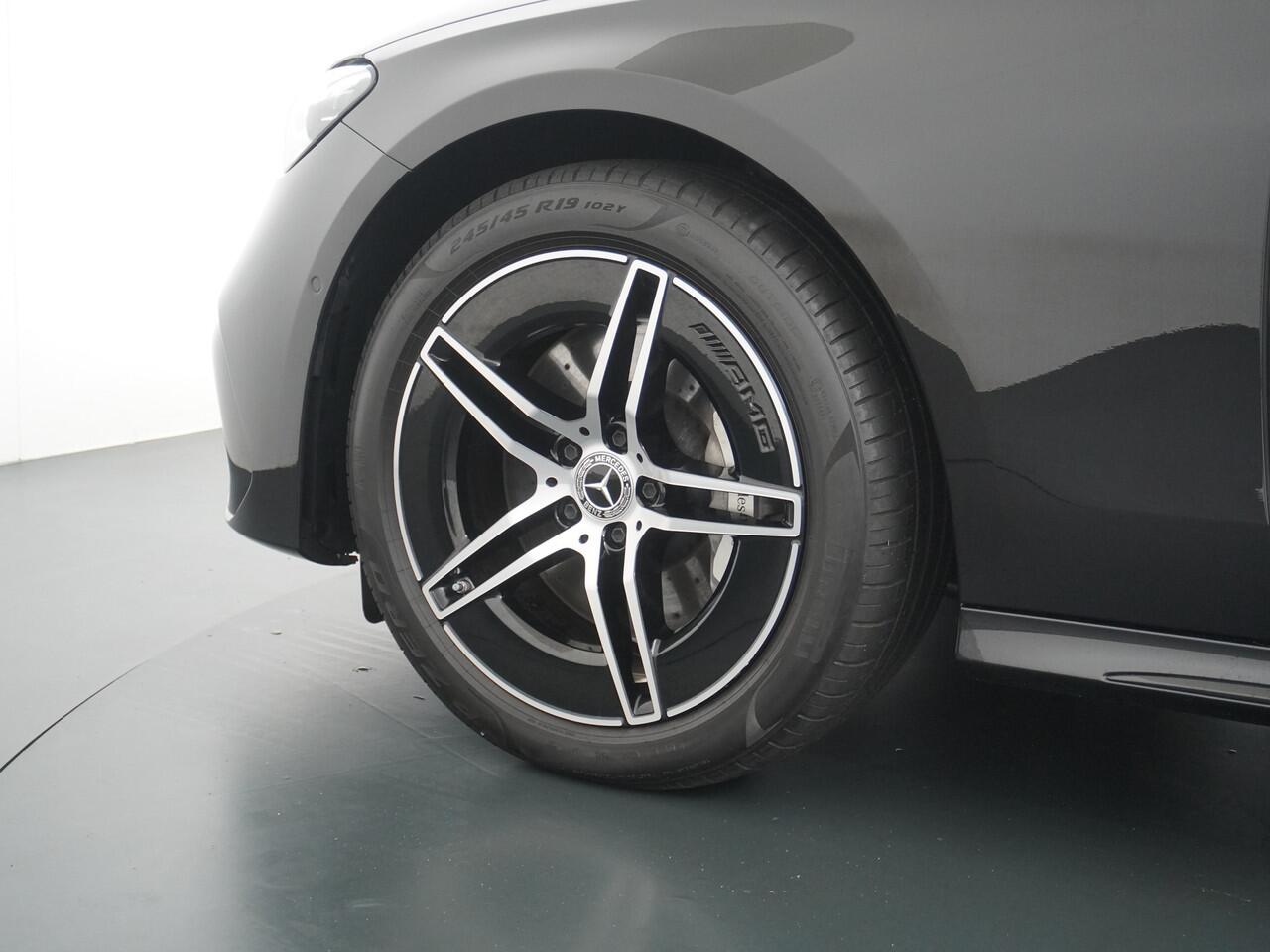 Mercedes-Benz E-KLASSE 400 e 4MATIC AMG Line | Distronic Memory Ventilatie 360 Camera