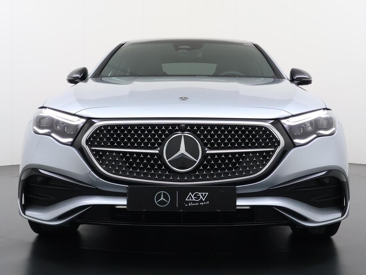 Mercedes-Benz E-KLASSE 300 e Sport Edition | Superscreen | Panorama - Schuifdak | Trekhaak Wegklapbaar | 360° Camera | Distronic Cruise Control | Burmester 4D Surround Sound | Digital Light | Apple Carplay & Android Auto