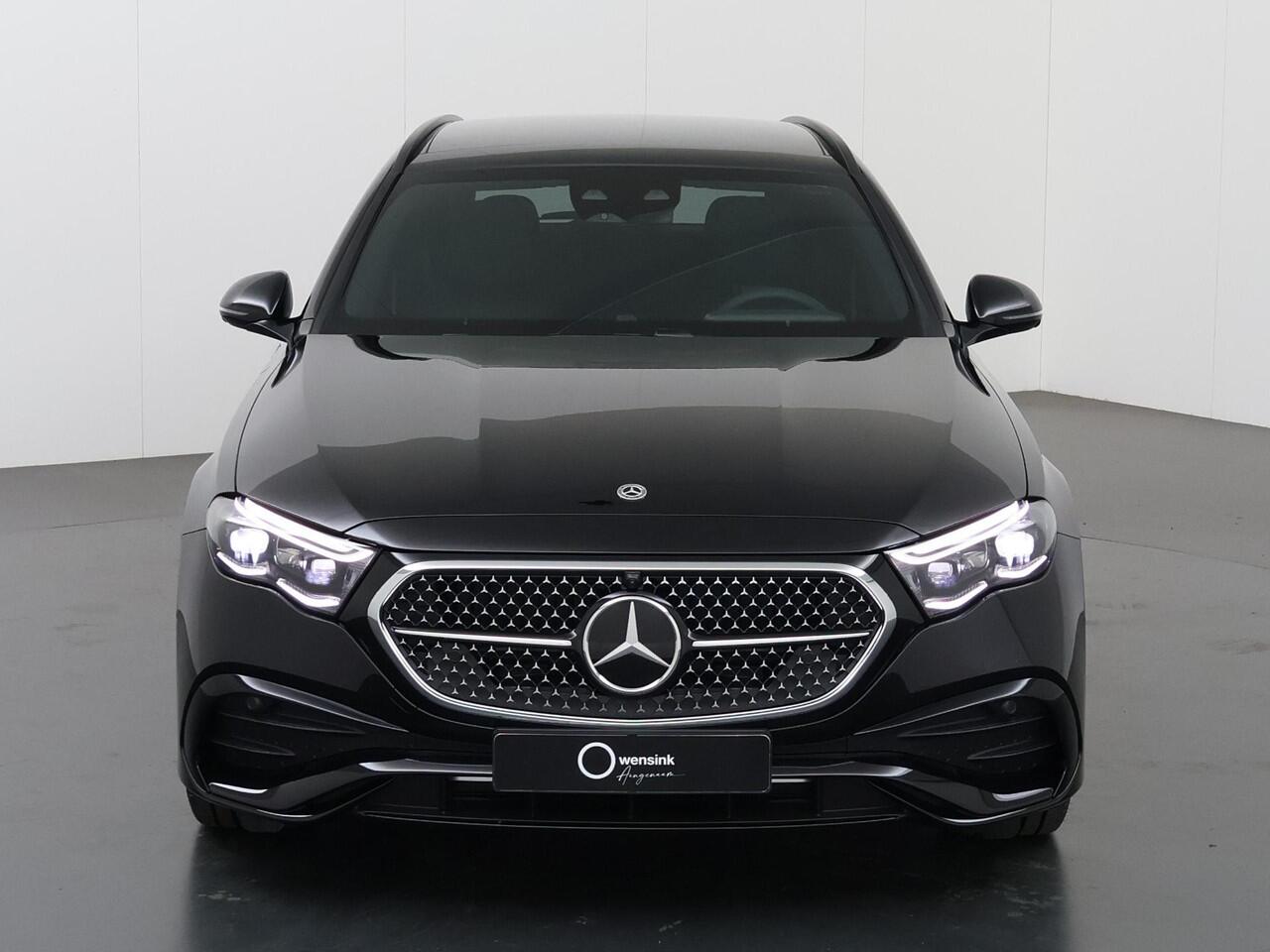 Mercedes-Benz E-estate 300e Sport Edition | Premium Plus pakket | Burmester 4D | Nappa leder | Trekhaak | Stoelventilatie | Panoramaschuifdak |