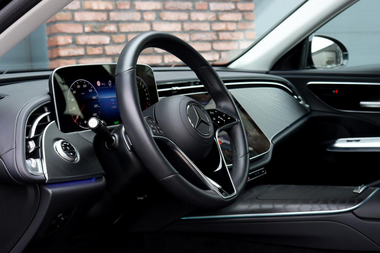 Mercedes-Benz E-estate 300 e Luxury Line Aut9 | Distronic Pro | Keyless Go | Camera | Dodehoekassistent | High Perf. LED | Zitcomfortpakket |