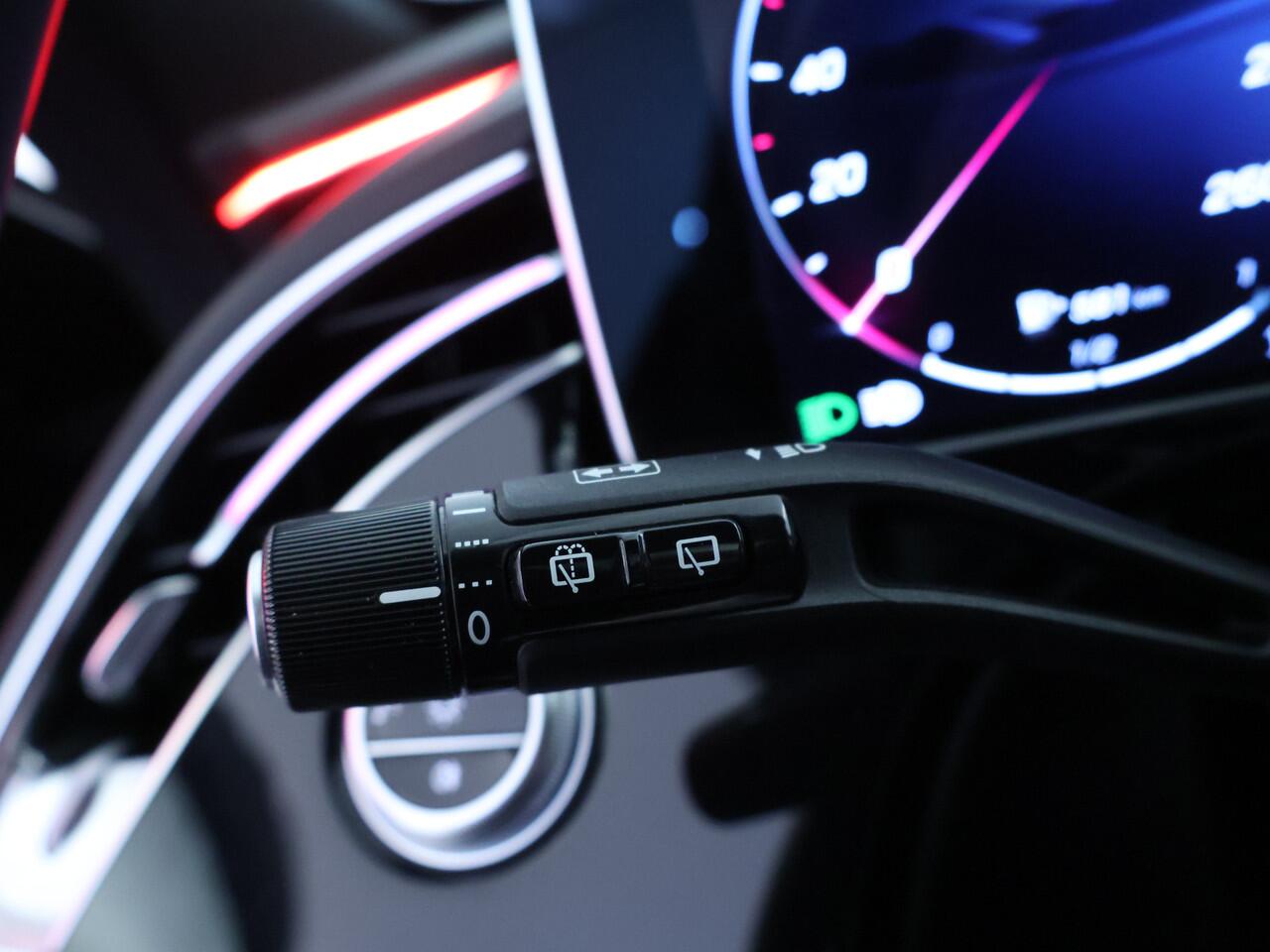 Mercedes-Benz E-estate 300 e Exclusive Line | AMG Line | Night Pakket | Panoramadak | Lederen bekleding | Alarm | Inclusief 24 maanden MB Certified garantie voor Europa.