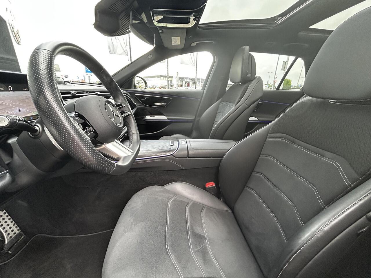 Mercedes-Benz E-estate 300 e AMG Line | Hyperscreen | Panoramadak | Stoelverwarming