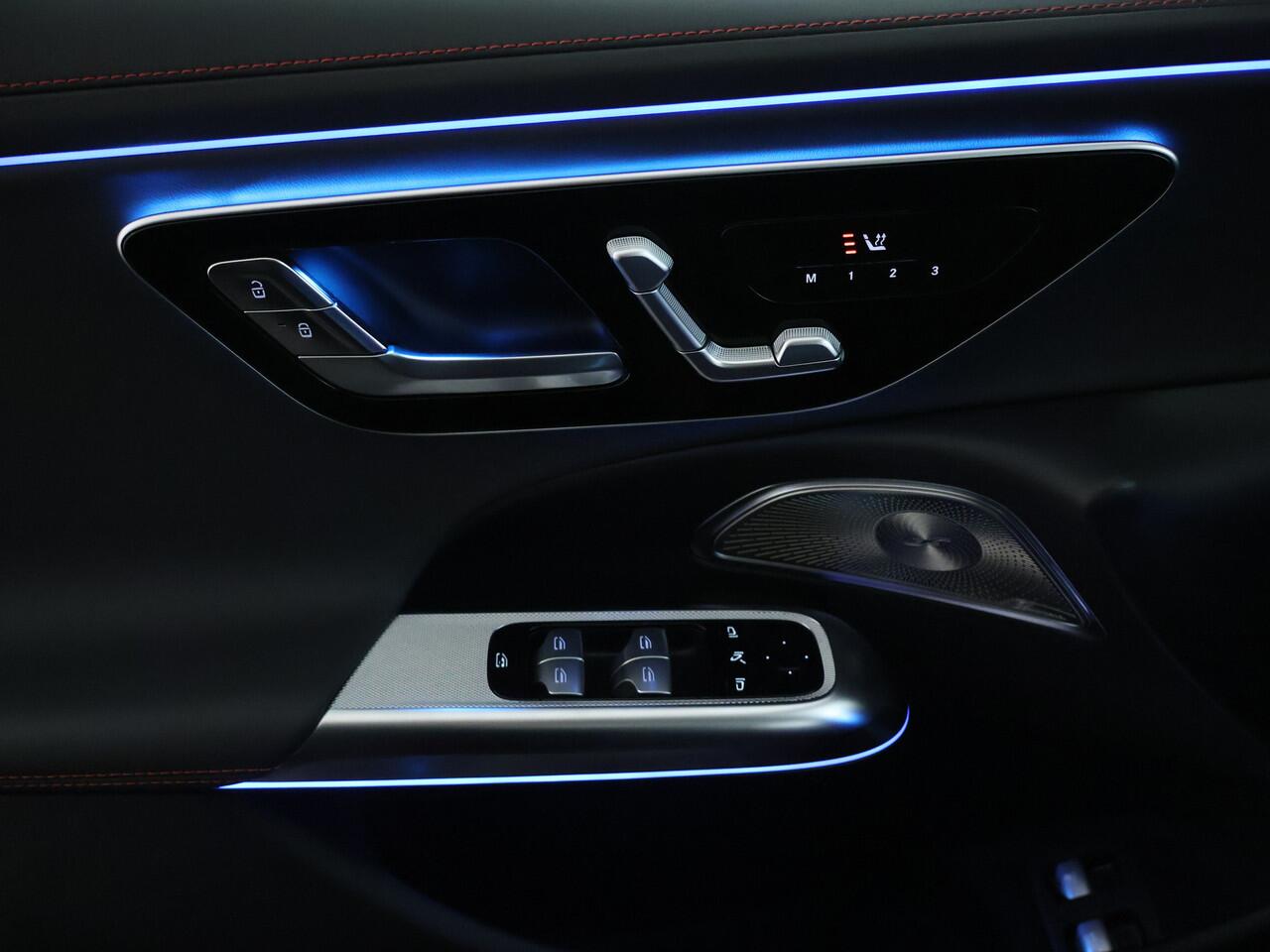 Mercedes-Benz E-estate AMG 53 4MATIC+ | AMG DYNAMIC PLUS Pakket | 21 Inch AMG Velgen | Panorama Schuif-Kanteldak | AMG Driver's Package | Trekhaak | Burmester® | Inclusief 24 maanden MB Certified garantie voor Europa.