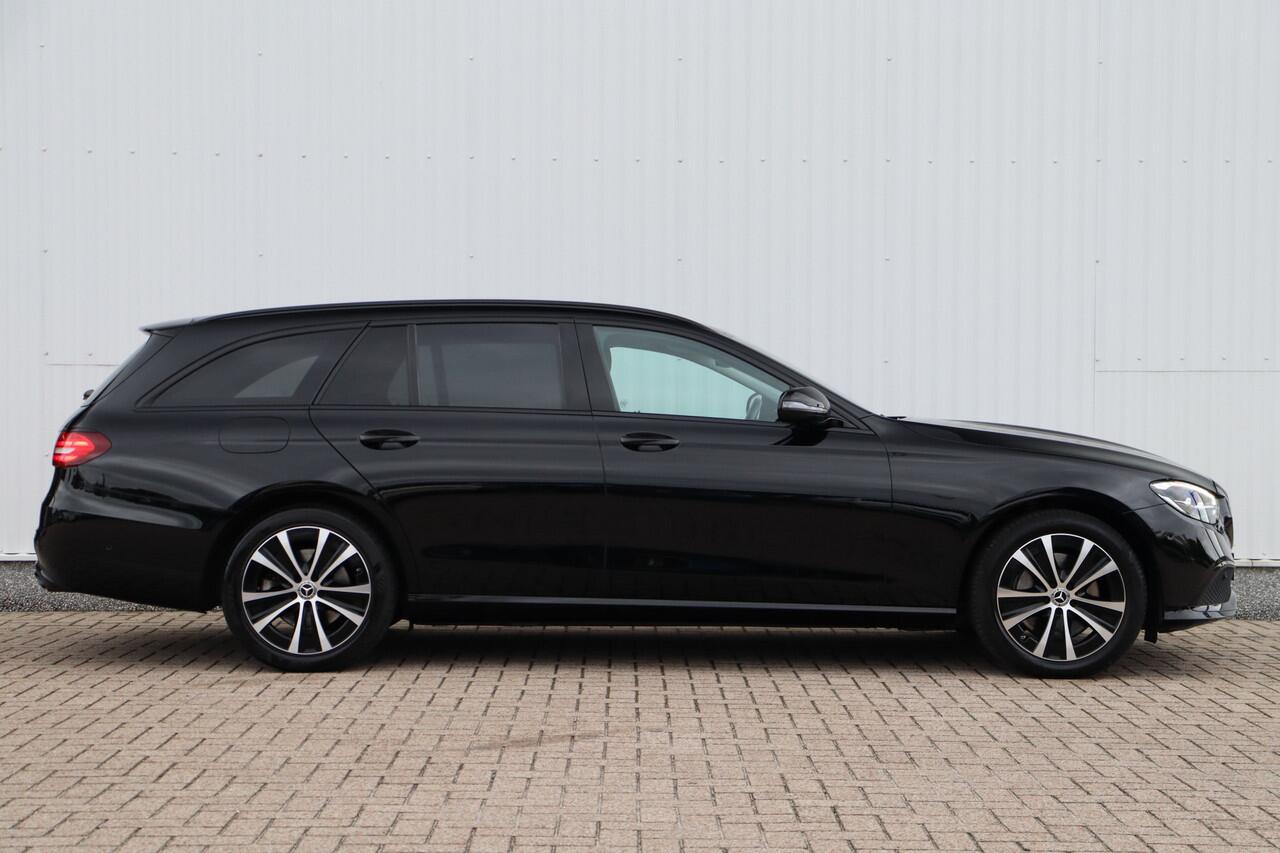 Mercedes-Benz E-estate 300 e Luxury Line PHEV | Adap. Cruise | Elek. Trekhaak | Navigatie | Stoelverwarming | Camera