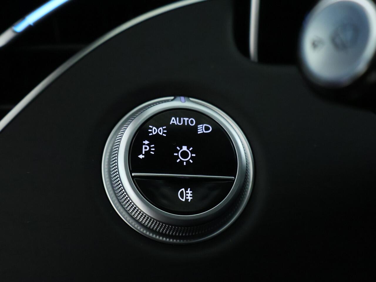 Mercedes-Benz E-estate 300 e AMG Plug-In Hybride AMG Line | Night Pakket | Panorama Schuif-Kanteldak | Burmester® | Trekhaak | 20 Inch AMG Velgen Inclusief 24 maanden MB Certified garantie voor Europa.