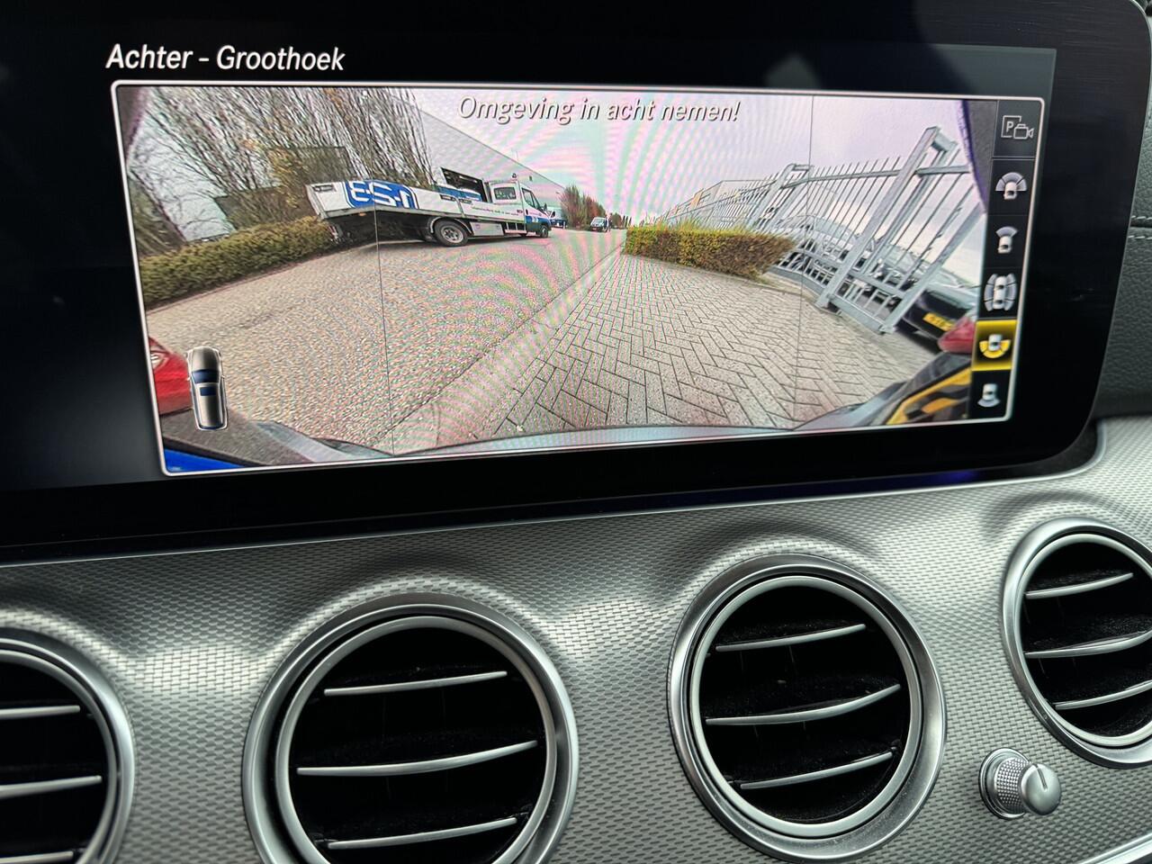 Mercedes-Benz E-estate 200 AMG Line 360-Camera | DAB | Stoelverw. | Sfeerverlichting