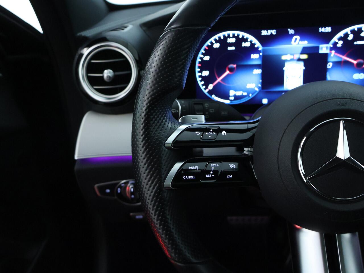 Mercedes-Benz E-estate 300 e | 360°-camera | Burmester | Panoramadak | Nightpakket | Inclusief 24 maanden MB Certified garantie voor Europa.