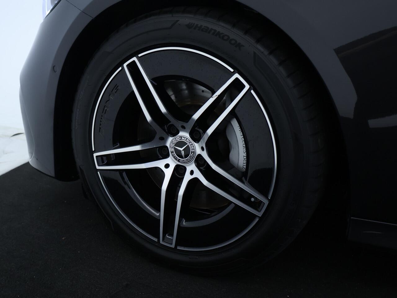 Mercedes-Benz E-estate 300 e Exclusive Line | AMG Line | Night Pakket | Panoramadak | Lederen bekleding | Alarm | Inclusief 24 maanden MB Certified garantie voor Europa.