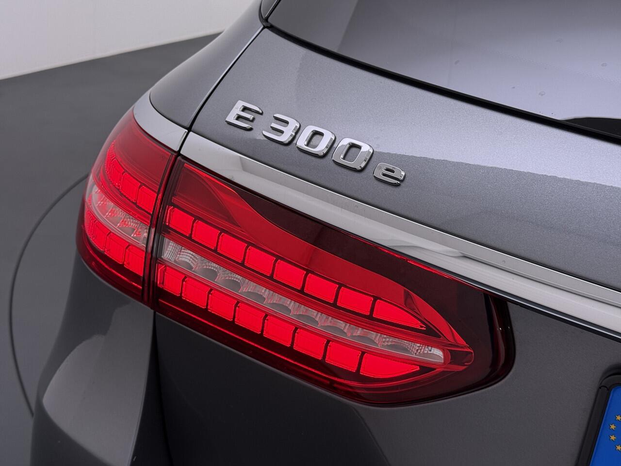 Mercedes-Benz E-estate 300 e AMG Line | Pano Trekhaak Burmester