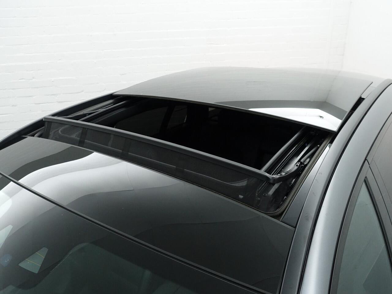 Mercedes-Benz E-estate 63 AMG 4MATIC Edition One- Performance Seats, Soft Close, Head Up, Stoelventilatie, Lift, 360 Camera, Panoramadak, IWC