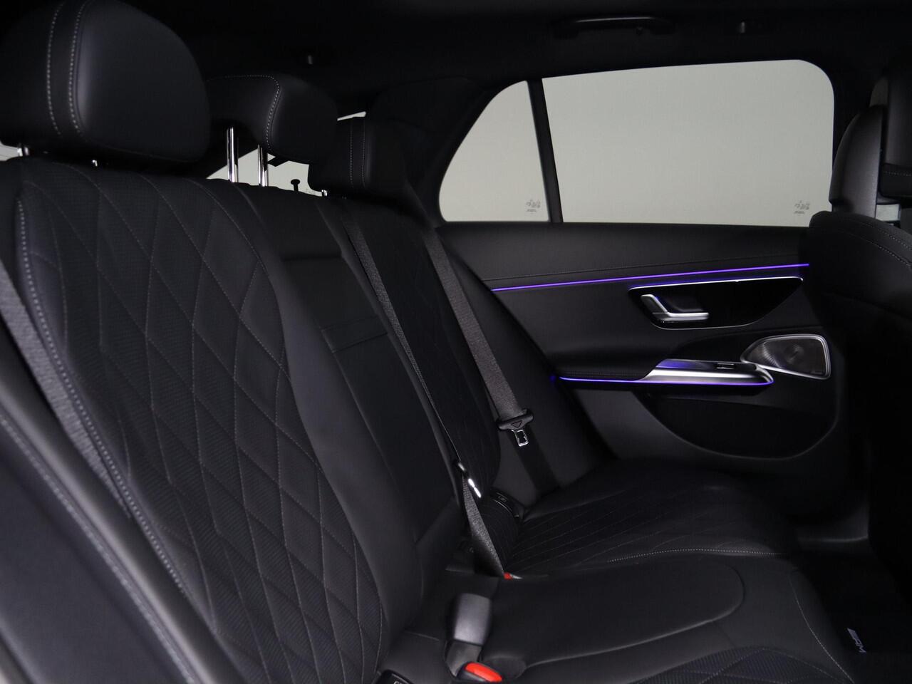 Mercedes-Benz E-estate 300e Sport Edition | Panoramaschuifdak | Premium pakket | Leder pakket | Burmester | Stoelventilatie | Night pakket | Trekhaak |