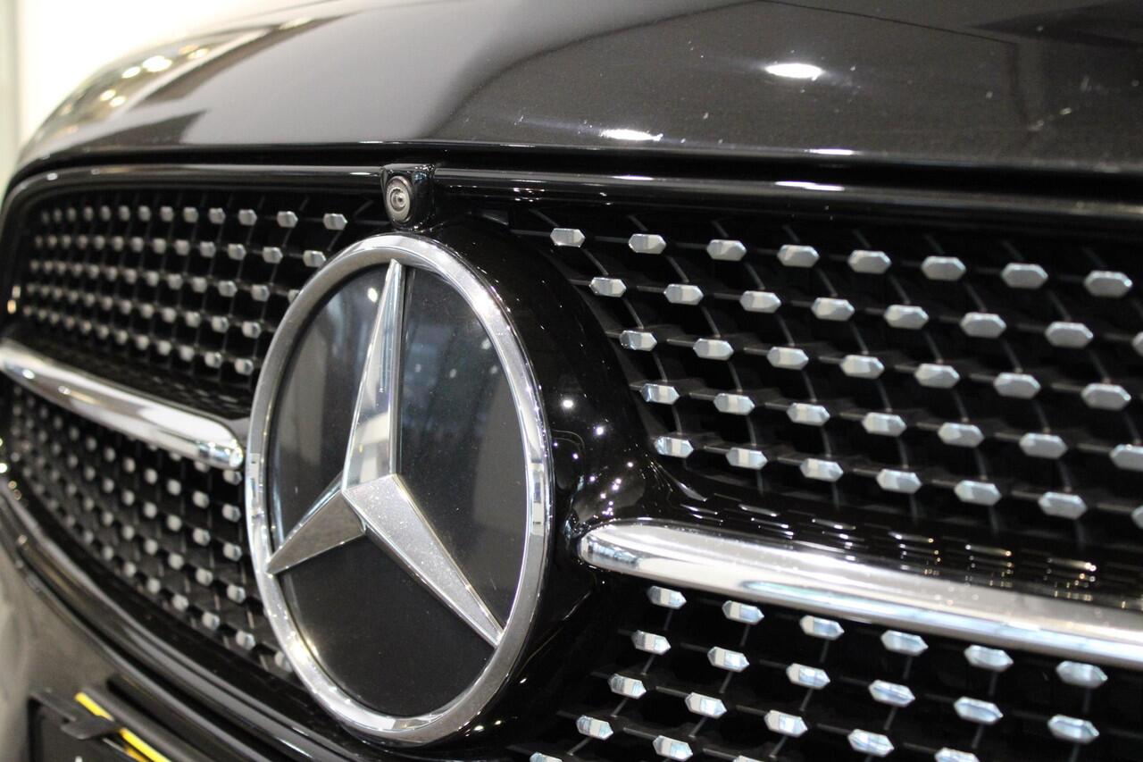 Mercedes-Benz E-estate 200 Business Solution AMG Premium | Panorama dak