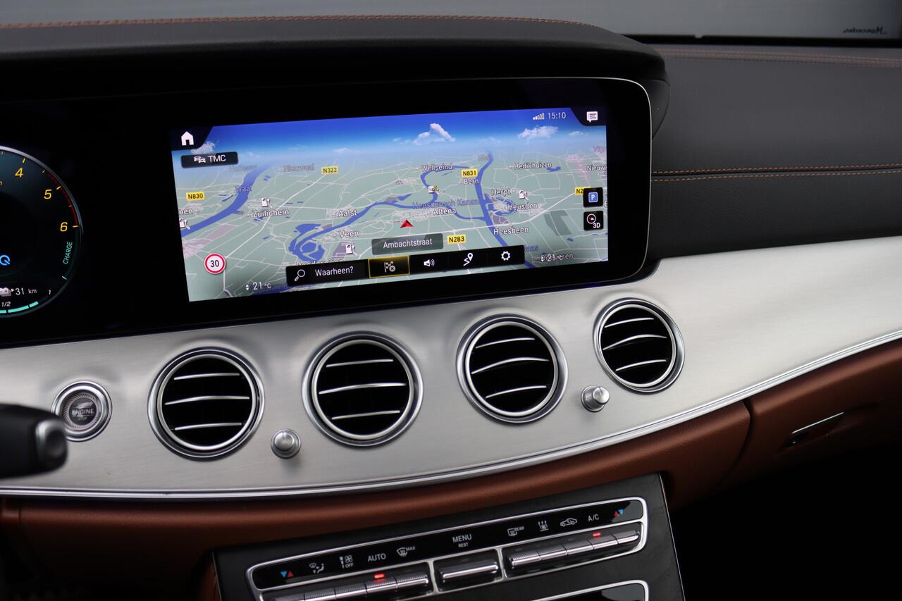 Mercedes-Benz E-estate 300 de Premium+ AMG Line | Distronic+ | Panoramadak | Burmester | Keyless Go | Rijassistentiepakket | Surround Camera | Leder |