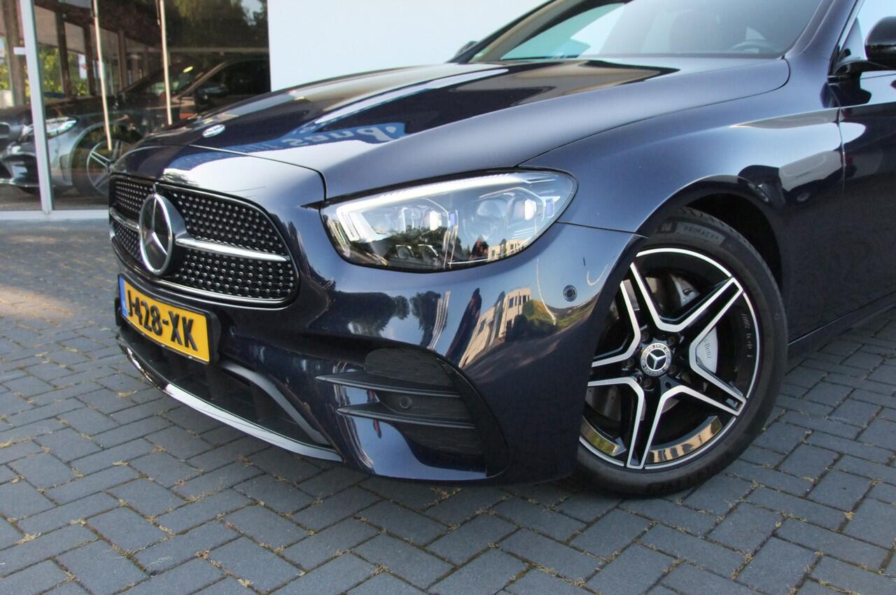 Mercedes-Benz E-estate 200 Business Solution AMG / Facelift / Burmester/ Memory/ Head-up/ Panorama/ Trekhaak af-fabriek/ Night pakket/ DAB / 360 camera/ Air balance