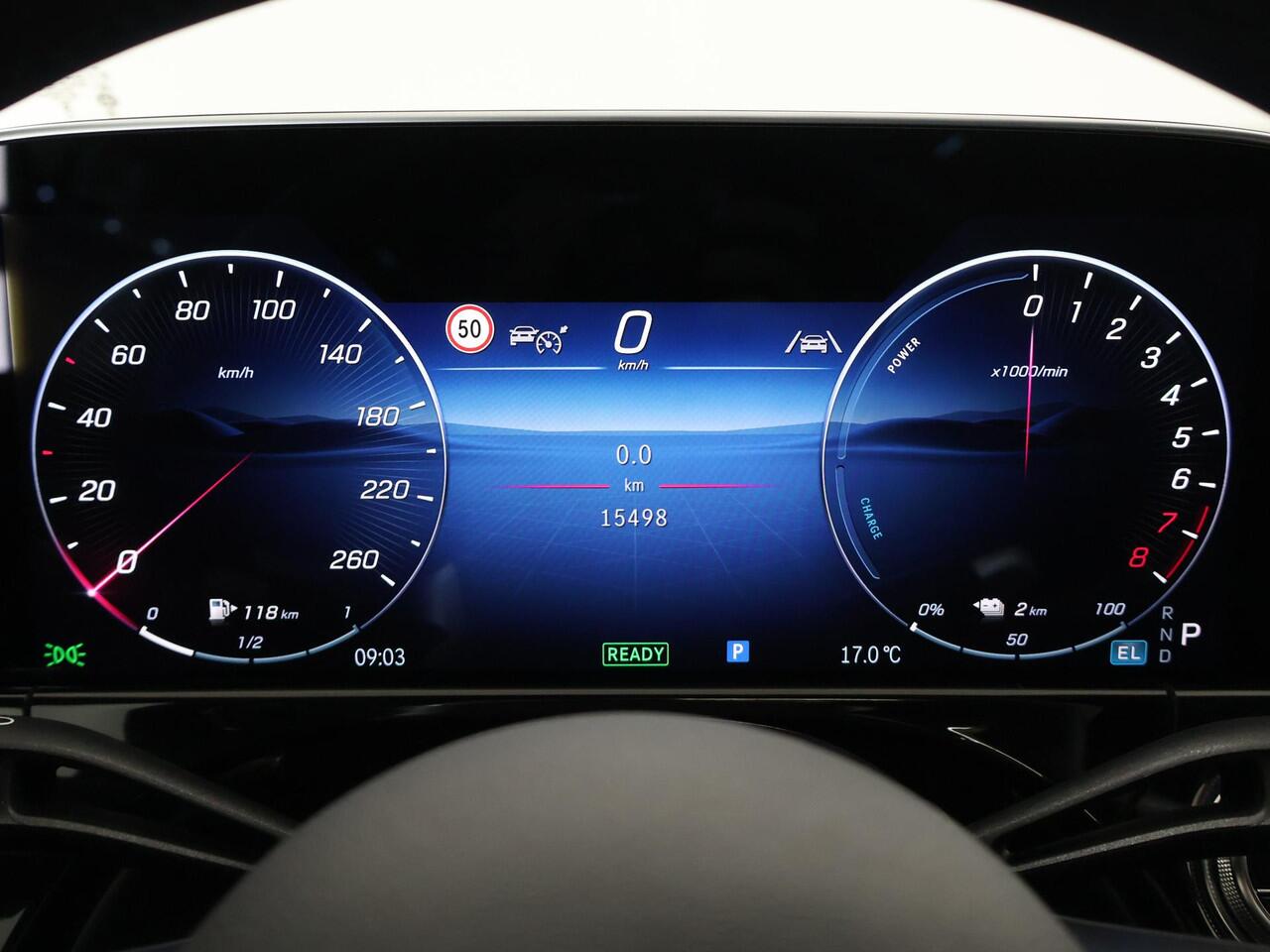 Mercedes-Benz E-estate 300 e AMG Line | Premium plus | Super screen | Head up display | Stoelkoeling | Leder |