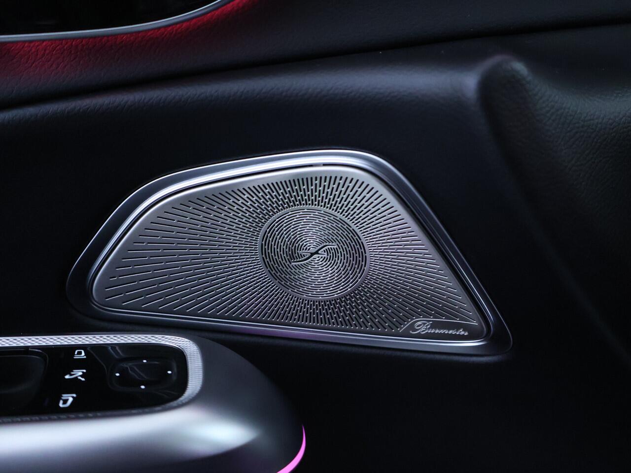 Mercedes-Benz E-estate 300 e Exclusive Line | AMG Line | Night Pakket | Panoramadak | Lederen bekleding | Alarm | Inclusief 24 maanden MB Certified garantie voor Europa.