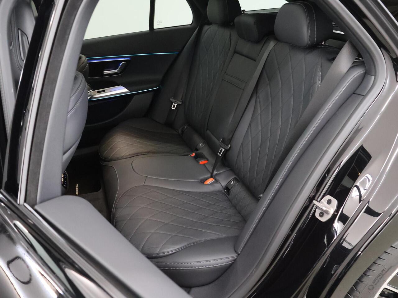 Mercedes-Benz E-estate 300e Sport Edition | Premium Plus pakket | Burmester 4D | Nappa leder | Trekhaak | Stoelventilatie | Panoramaschuifdak |