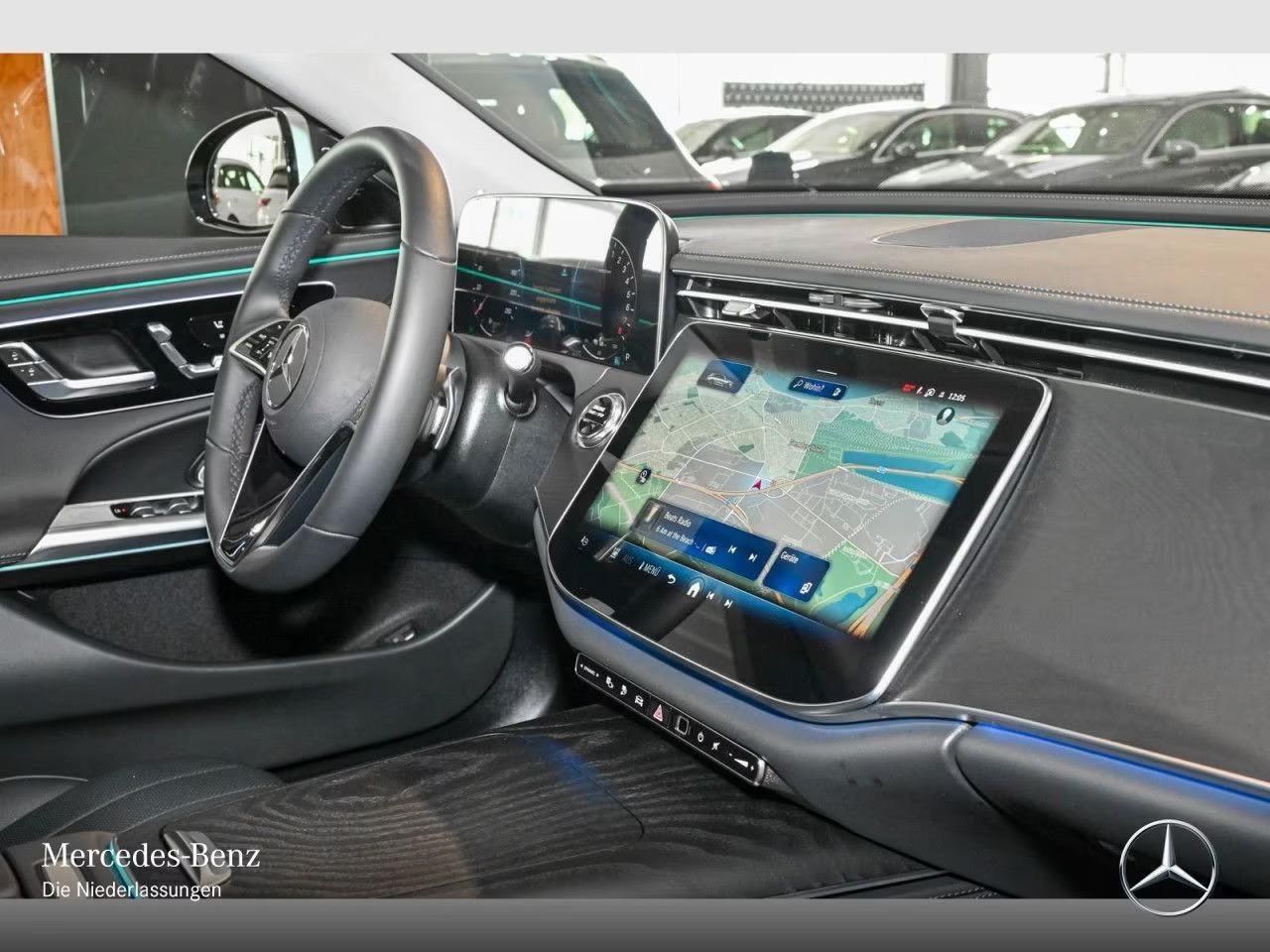 Mercedes-Benz E-estate 300 e Luxury Line