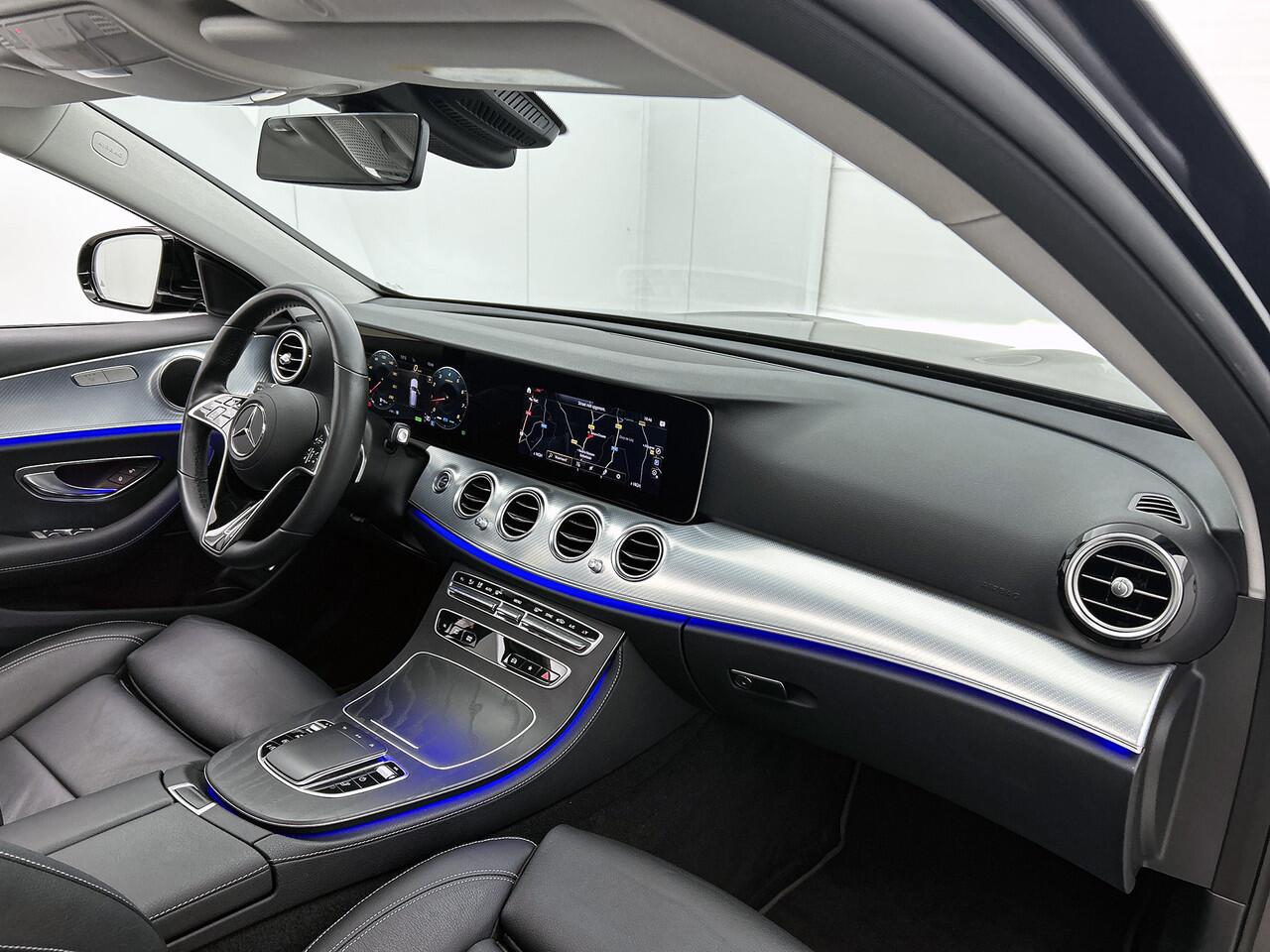 Mercedes-Benz E-estate 200 Business Solution Panoramadak | Leder | Dode Hoek Ass | Alarm | Sfeerverlichting | Parkeerpakket met Camera | Inclusief 24 maanden Mercedes-Benz Certified garantie voor Europa.