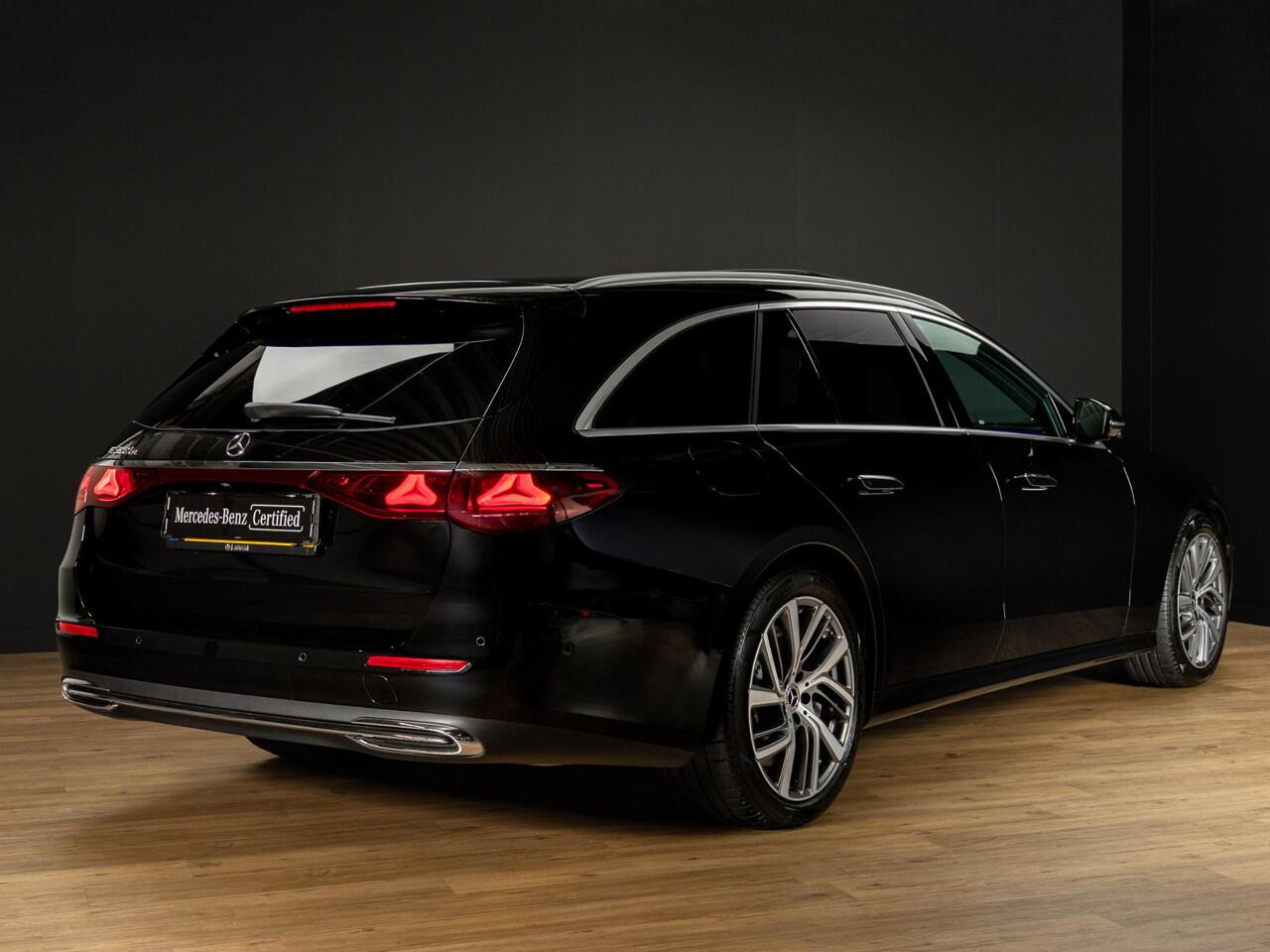 Mercedes-Benz E-estate 300 e Luxury Line Panorama dak
