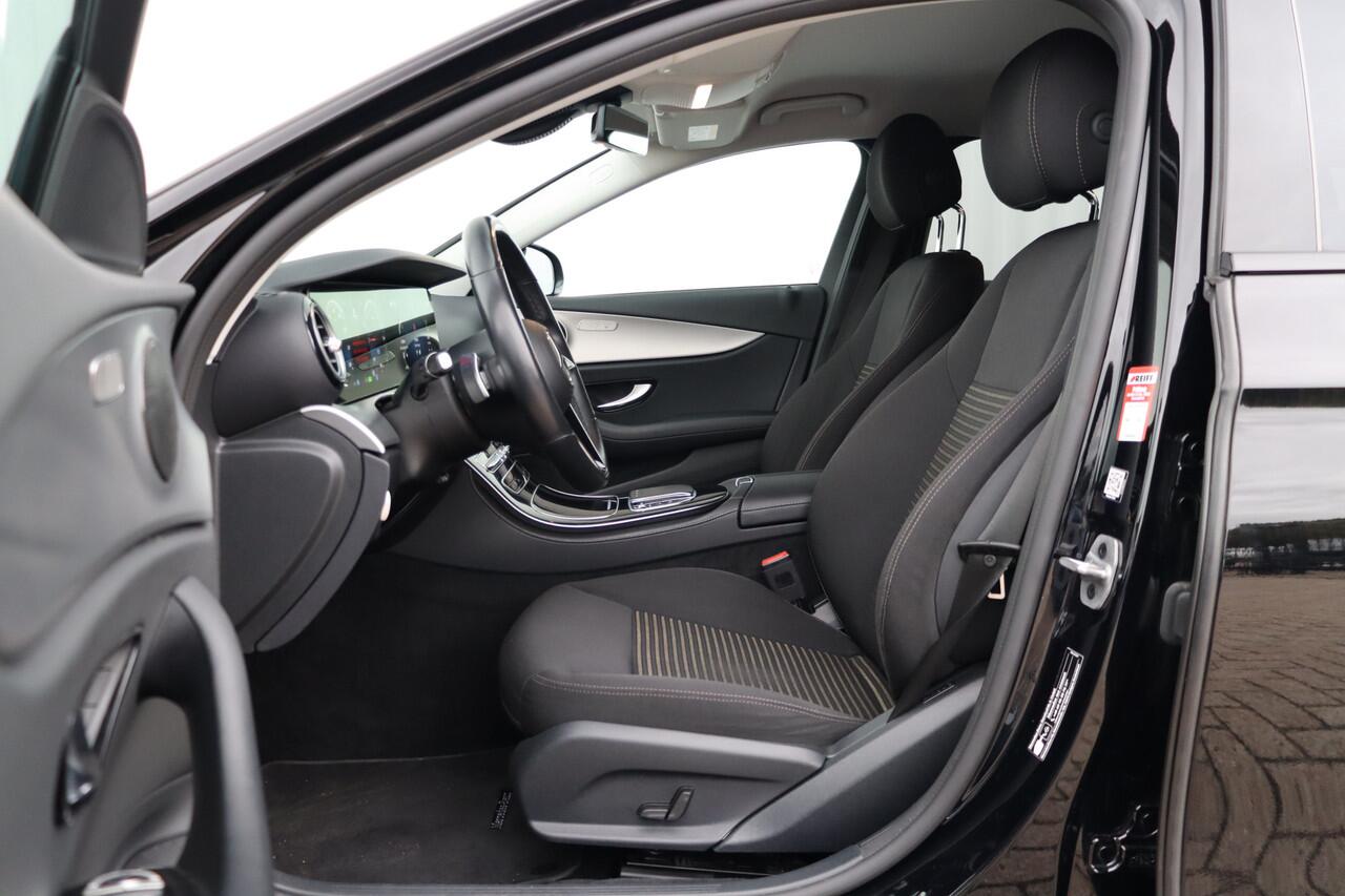 Mercedes-Benz E-estate 300 e Luxury Line PHEV | Adap. Cruise | Elek. Trekhaak | Navigatie | Stoelverwarming | Camera