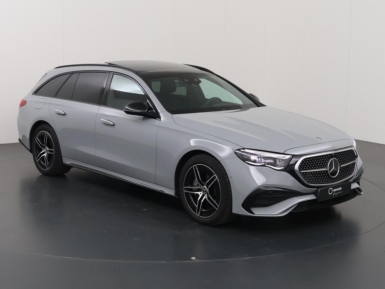 Mercedes-Benz E-estate 300 de AMG Line | Superscreen | Massage | Leder | Luchtvering volledig | Nieuwprijs 109.941 euro |
