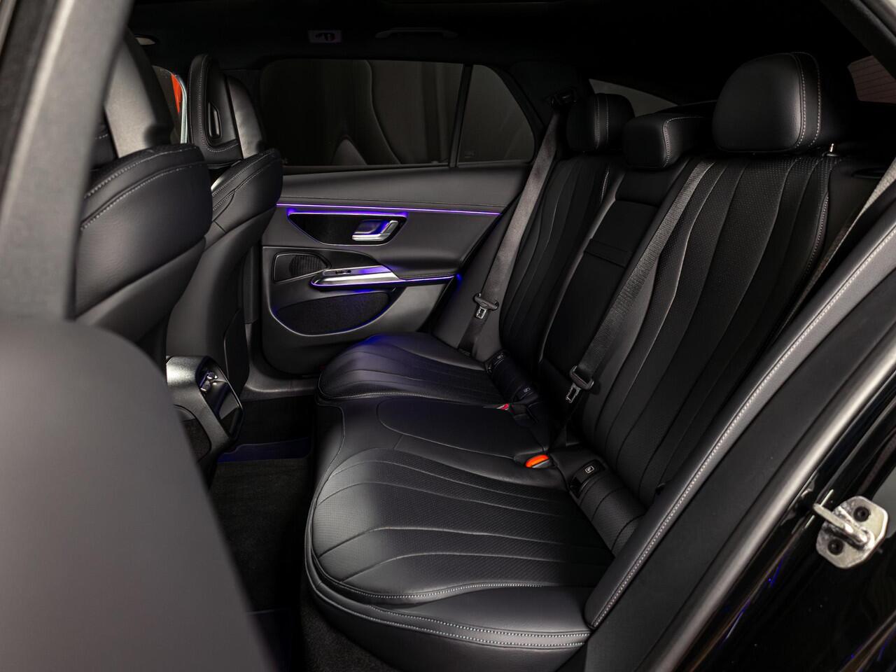 Mercedes-Benz E-estate 300 e Luxury Line Panorama dak