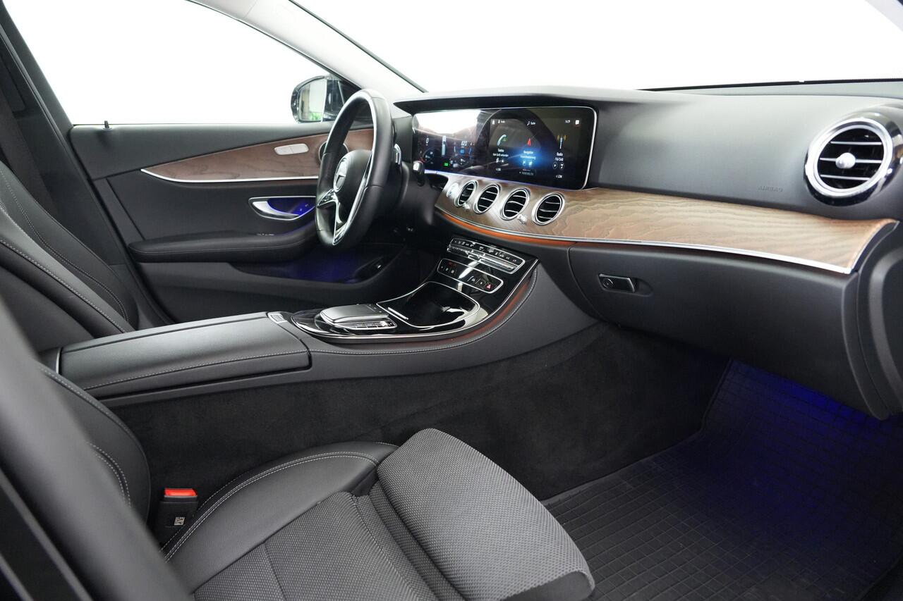 Mercedes-Benz E-estate 300 e PHEV 320 pk | Trekhaak | Head-up | Memory | Distronic | Stl. verw. | El. achterklep |