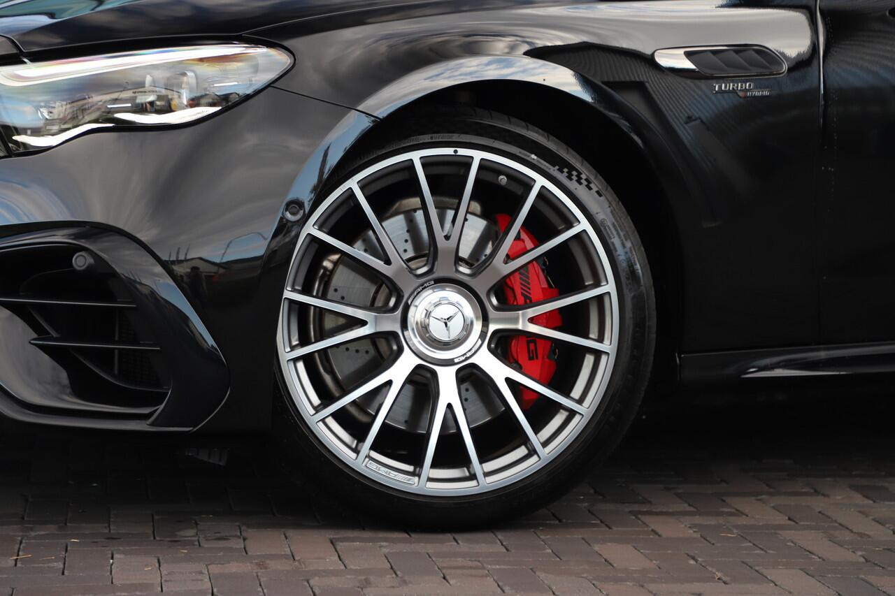 Mercedes-Benz E-estate Estate AMG 53 Hybrid 4-MATIC+ | 612PK | Achterasbesturing | Head-up | Carbon | Burmester 4D | Keyles-go | Sfeerverlichting | Digital-light | AMG Dynamic Plus-pakket | 2024.