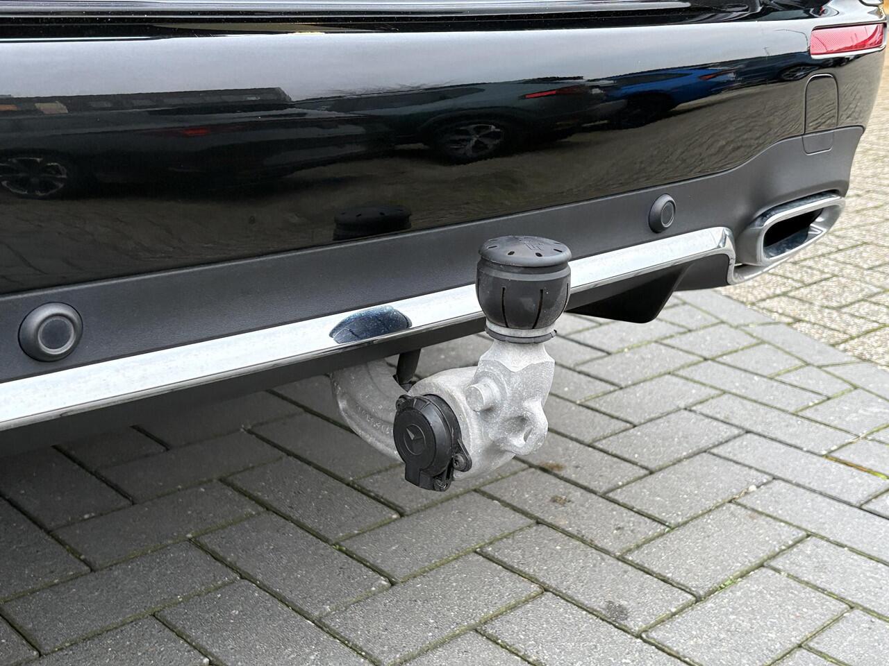 Mercedes-Benz E-estate 300 e AMG Line PHEV | Elek. Wegklapbare Trekhaak | Open dak | Multibeam | Stoelverwarming | Achteruitrijcamera | Adaptive Cruise Control