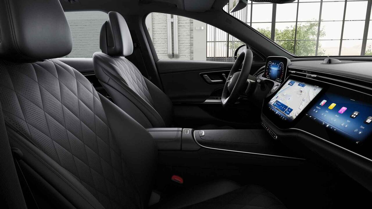 Mercedes-Benz E-estate 300e Sport Edition | Panoramaschuifdak | Premium pakket | Leder pakket | Burmester | Stoelventilatie | Night pakket | Trekhaak |