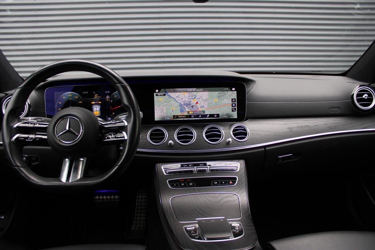 Mercedes-Benz E-estate 200 Business Solution AMG Trekhaak Leder Sfeerverlichting Full-LED NL-Auto