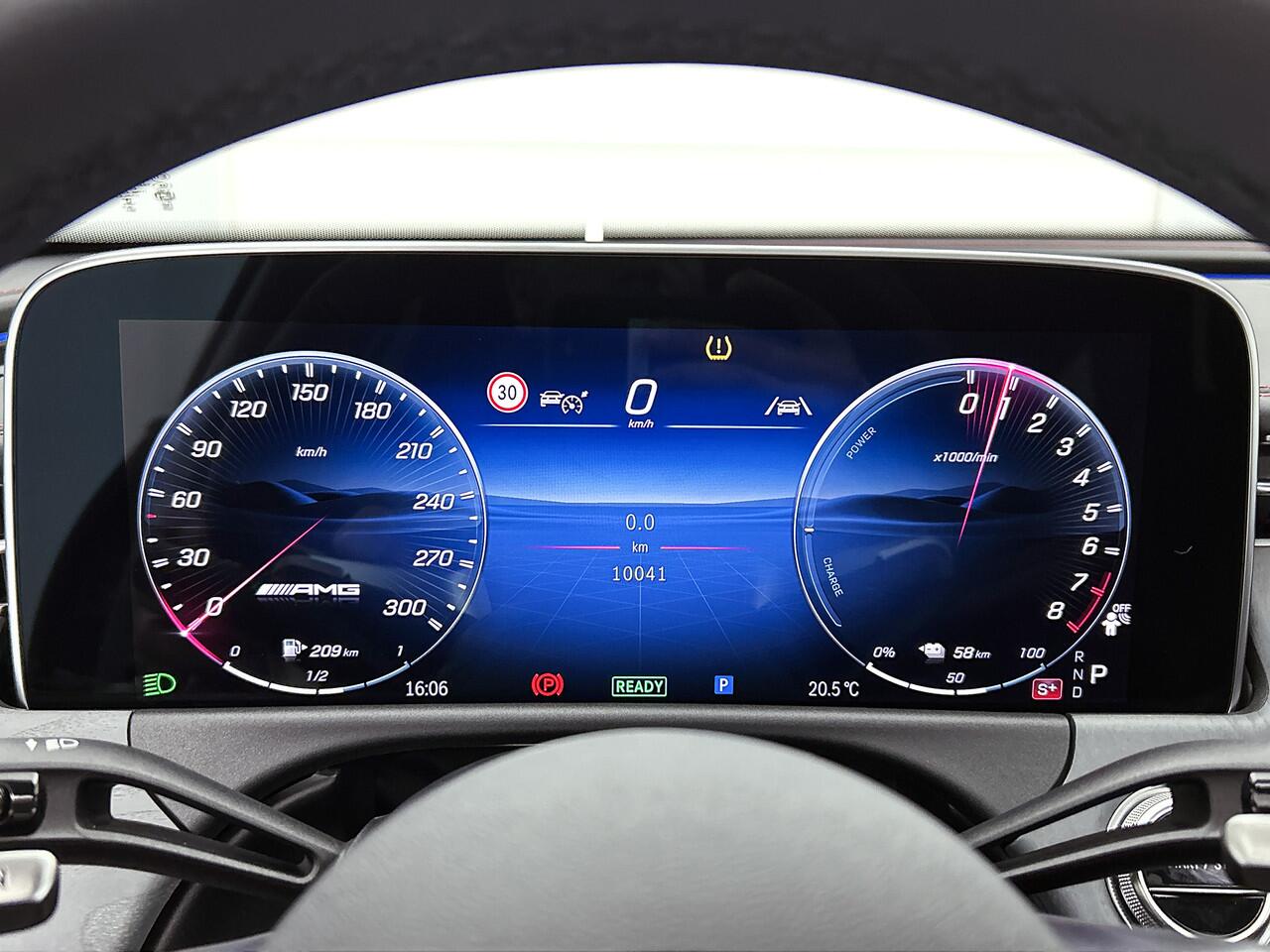 Mercedes-Benz E-estate Mercedes-AMG 53 4MATIC+ Night Pakket 1+2 | Panoramadak | 21 Inch AMG Velgen | Burmester® | Trekhaak | AMG Real Performance Sound. Inclusief 24 maanden MB Certified garantie voor Europa.