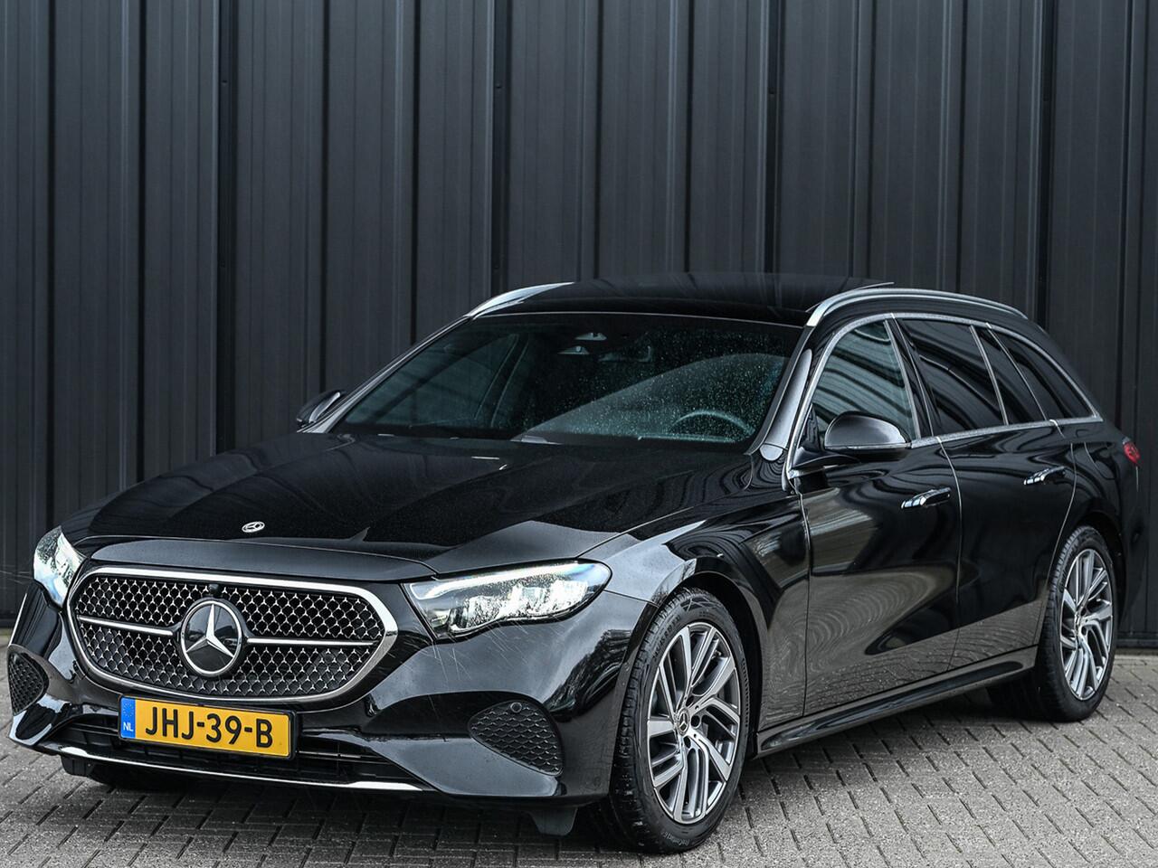 Mercedes-Benz E-estate 300 e Exclusive Panoramadak · Ambiance interieur · Burmester 4D Sound · Stoelverwarming · Camera · Trekhaak · Distronic