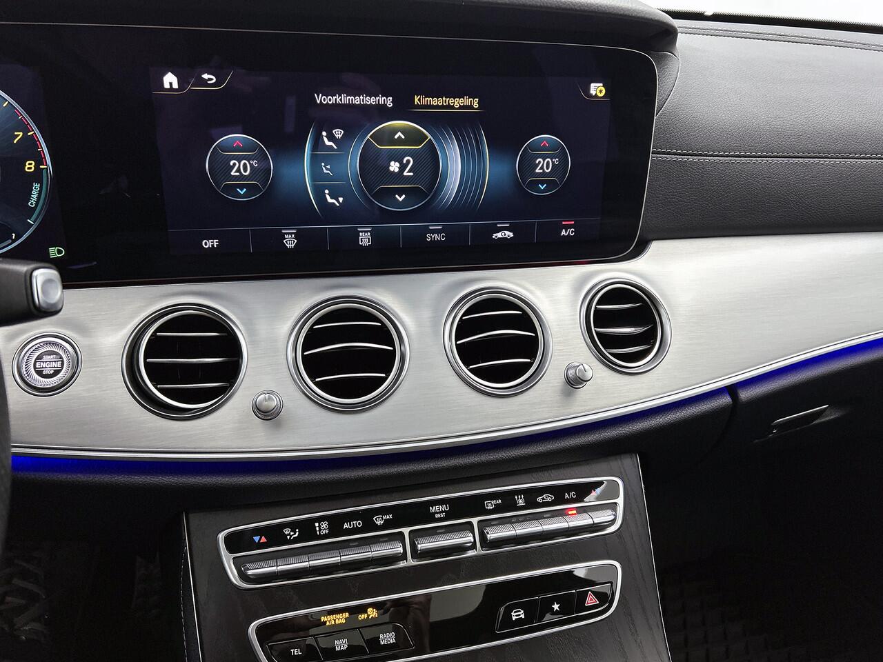 Mercedes-Benz E-estate 300 e Business Solution AMG | Panorama schuif/kanteldak | Trekhaak af fabriek wegklapbaar | Lederen bekleding | Alarm SCM3 | 360gr Camera | Inclusief 24 maanden Mercedes-Benz Certified garantie voor Europa.