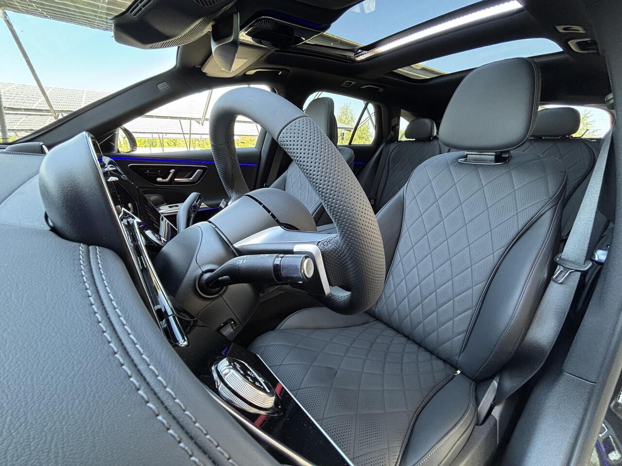 Mercedes-Benz E-estate 300 e Sport Edition | Night | Panoramadak | Burmester | Superscreen | Head-up display | Stoelverwarming/ventilatie | Sfeerverlichting |