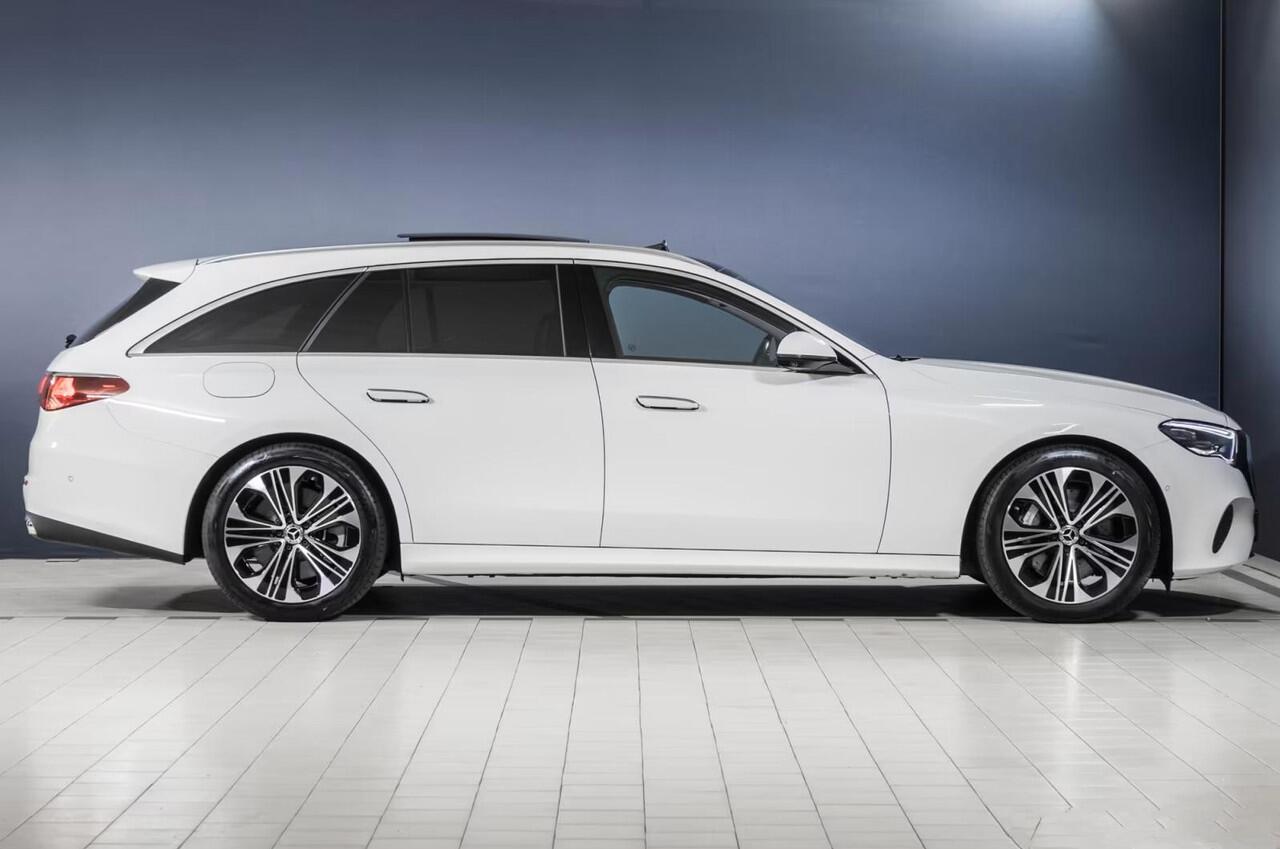 Mercedes-Benz E-estate 300e AVANTGARDE ** DIG.LIGHT, PANORAMA, TREKH, MEM, AGILITY, 360 CAM, WINTER ** 1e EIG - UNFALLFREI - Ex MB ** ** INFORMEER OOK NAAR ONZE AANTREKKELIJKE FINANCIAL-LEASE TARIEVEN **