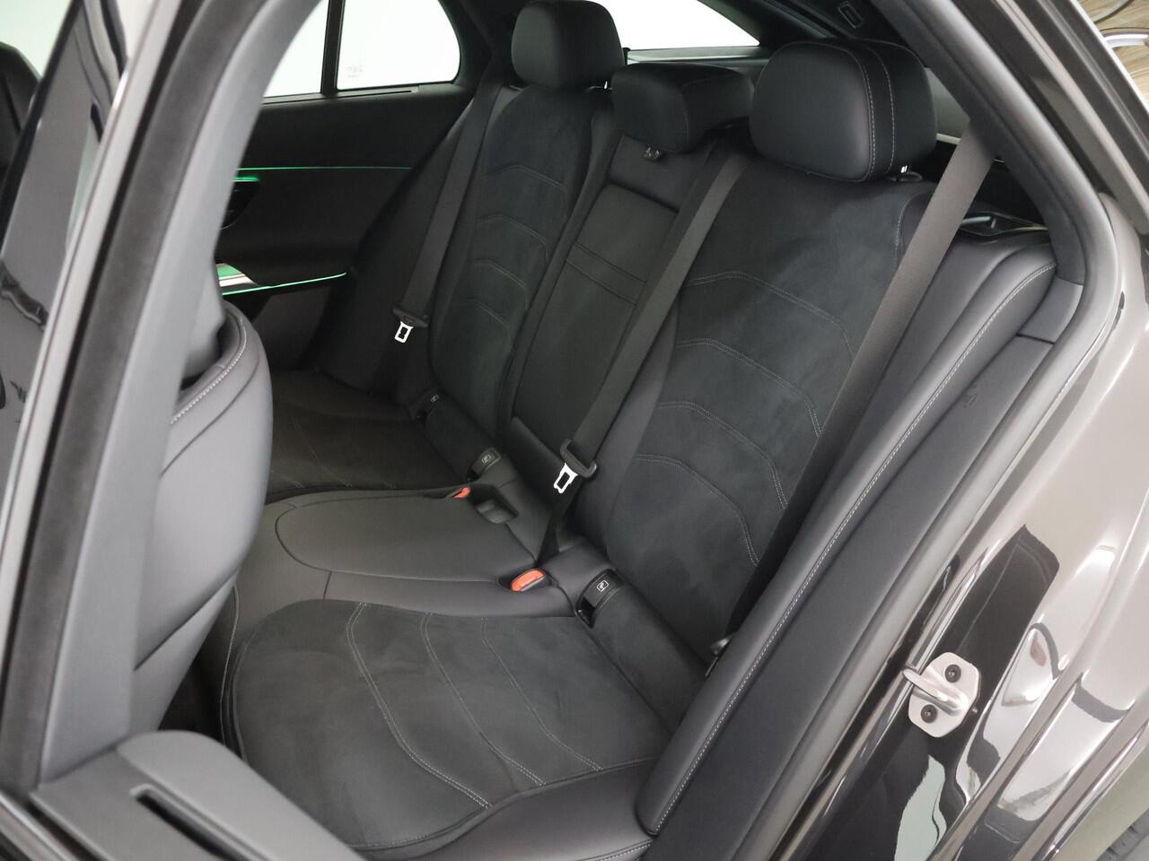 Mercedes-Benz E-estate 300 e AMG Line | Trekhaak | Superscreen | Night pakket |