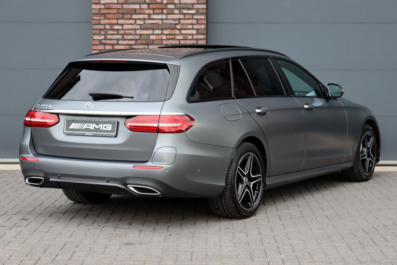 Mercedes-Benz E-estate 300 de Premium+ AMG Line | Distronic+ | Panoramadak | Burmester | Keyless Go | Rijassistentiepakket | Surround Camera | Leder |