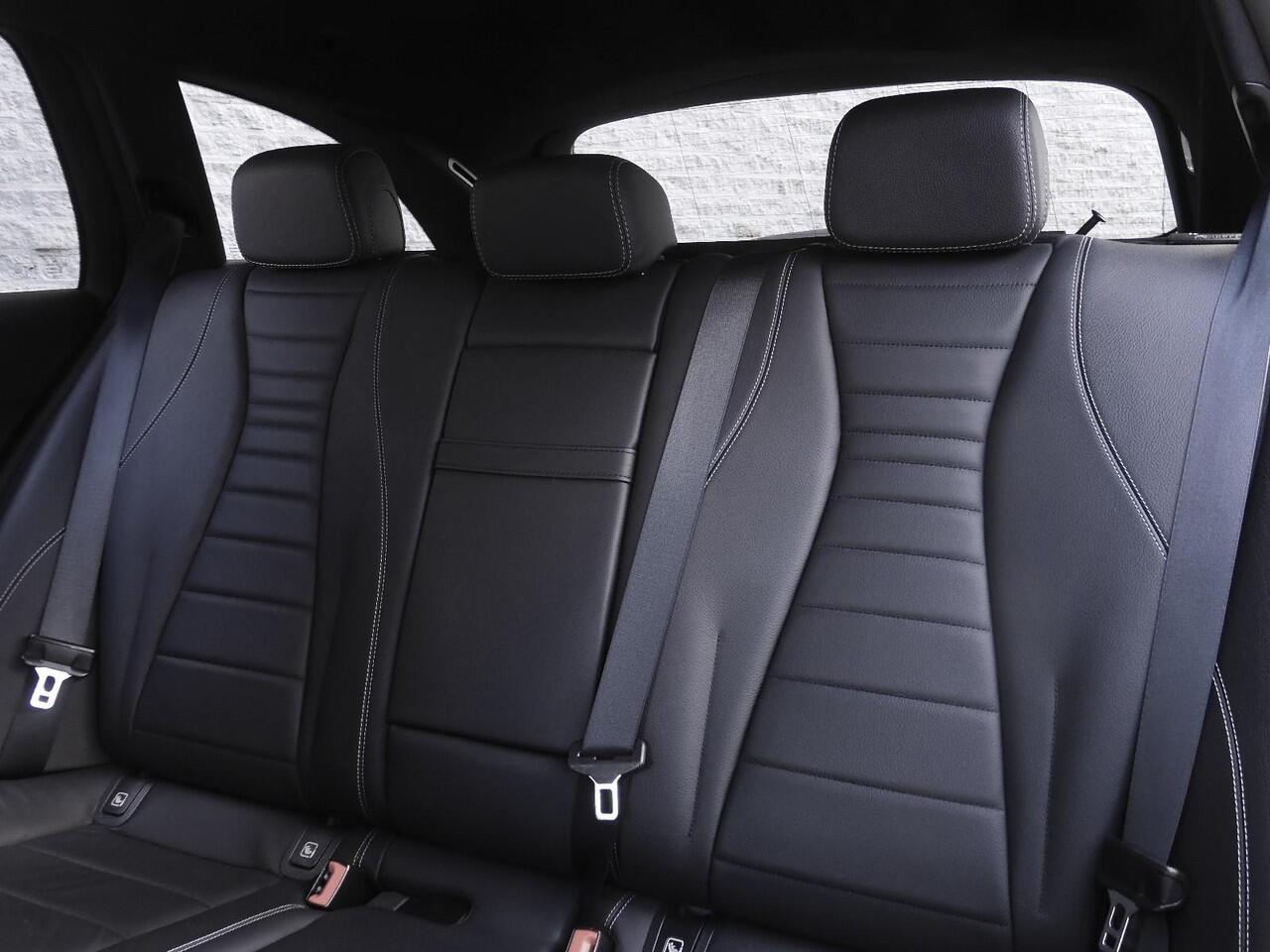 Mercedes-Benz E-estate 200 AMG/ LEER/ WIDESCREEN/ CARPLAY/ ELEKT. STOELEN