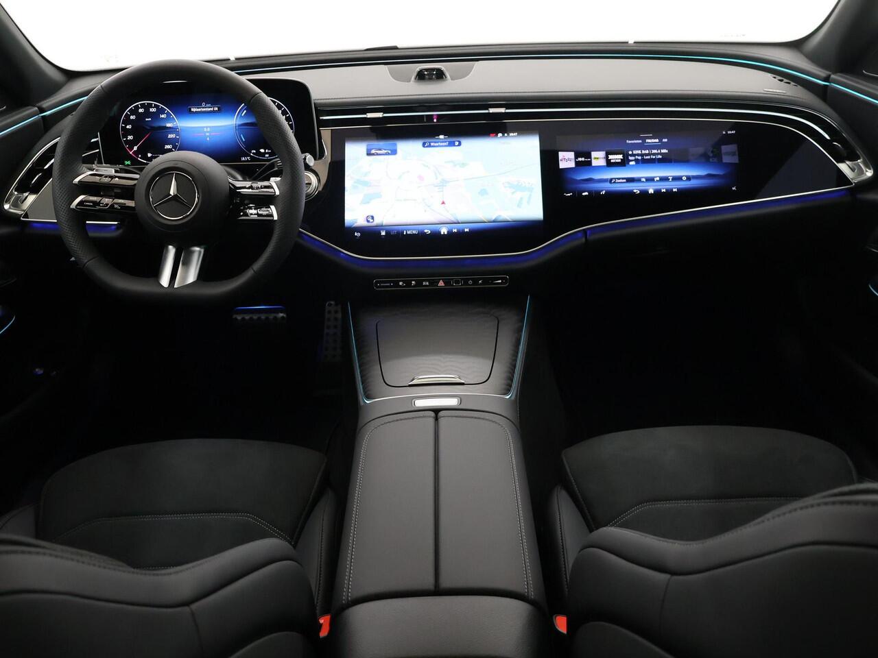 Mercedes-Benz E-estate 300e Sport Edition | Panoramadak | Superscreen | Distronic | Apple Carplay | 360 camera | Trekhaak | AMG Styling | Bumester sound | Digital Light | 20INCH LM Velgen