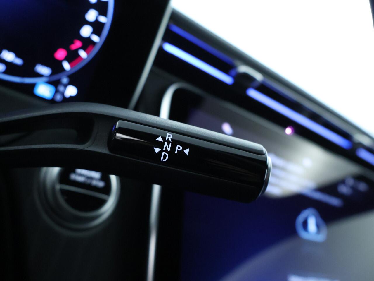 Mercedes-Benz E-estate 300 e AMG Line | AMG Line Advanced Plus | Night Pakket | Panorama Schuif-Kanteldak | Head-up-Display | Memory Voorstoelen. Inclusief 24 maanden Mercedes-Benz Certified garantie voor Europa.